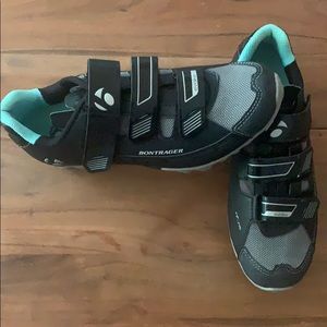 Bontrager Evoke Spin / Cycling Shoes Like New 39